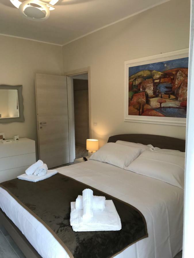 A Casa Di Chiara Apartment Стреза Екстериор снимка