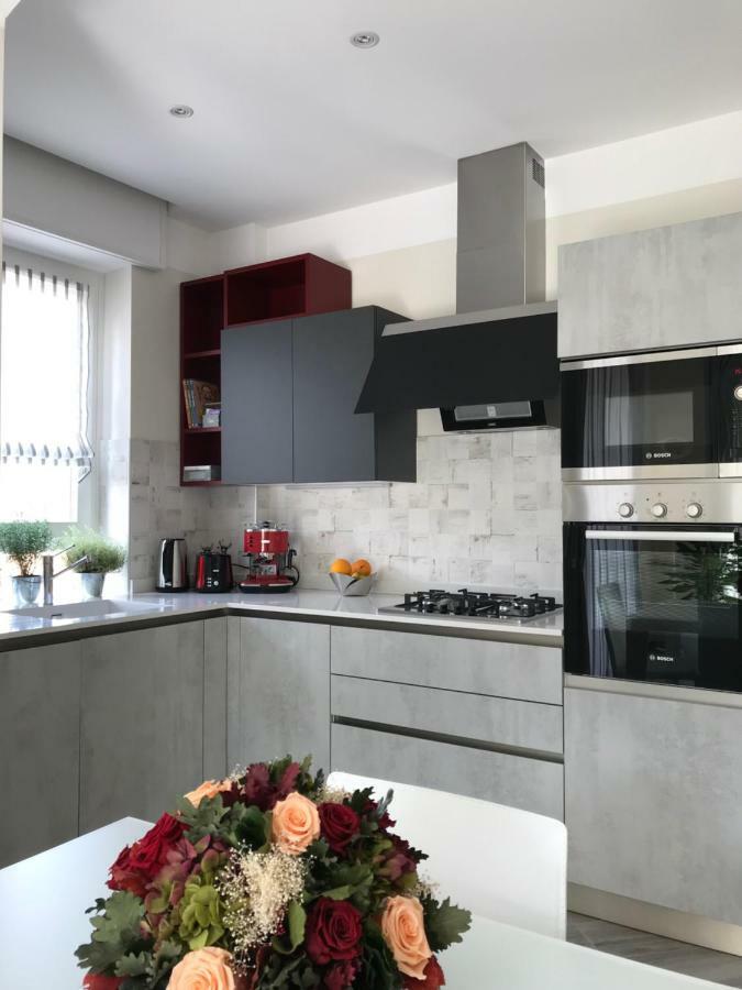 A Casa Di Chiara Apartment Стреза Екстериор снимка