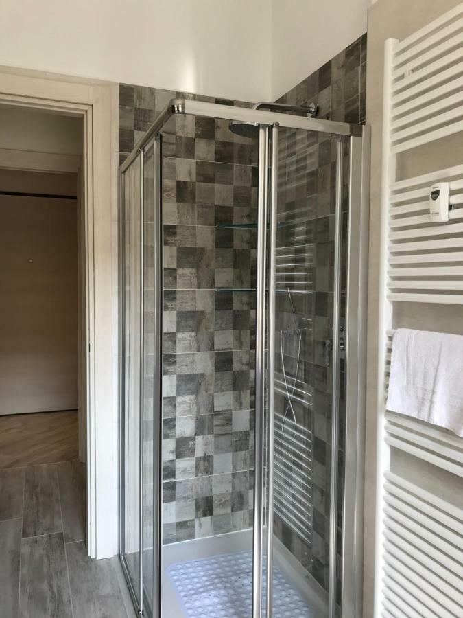 A Casa Di Chiara Apartment Стреза Екстериор снимка